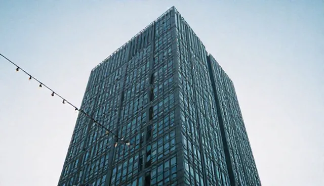 邓州网站建设两种做法对比及实际取舍分析